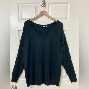 GAP Black Wool Blend Soft Open V Neck Sweater Large Neutral Minimalist Oversized
